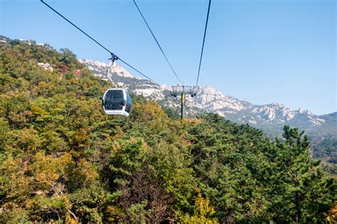 如何坐車去嶗山?嶗山的風景不僅僅是自然美景,更是文人墨客筆下的常客。